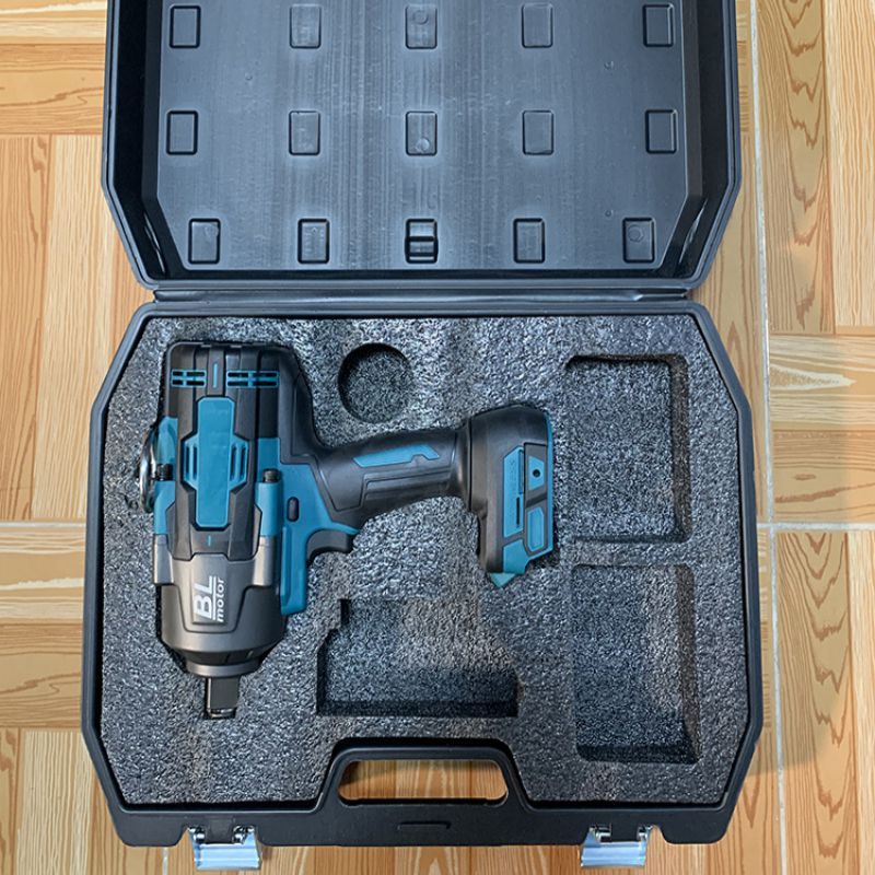 21V 3000N·m Cordless Impact Wrench P10315